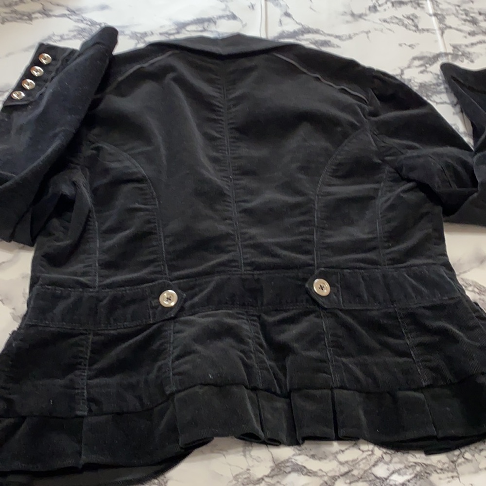 Jacket - Picture 10 of 11
